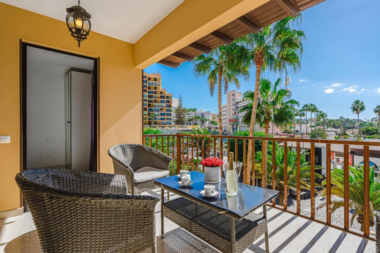 Amazing 3 Bedroom Apartment On The First Line Of The Best Las Americas Beach, Air Conditioner And Terrace Ocean View Playa de las Américas Kültér fotó
