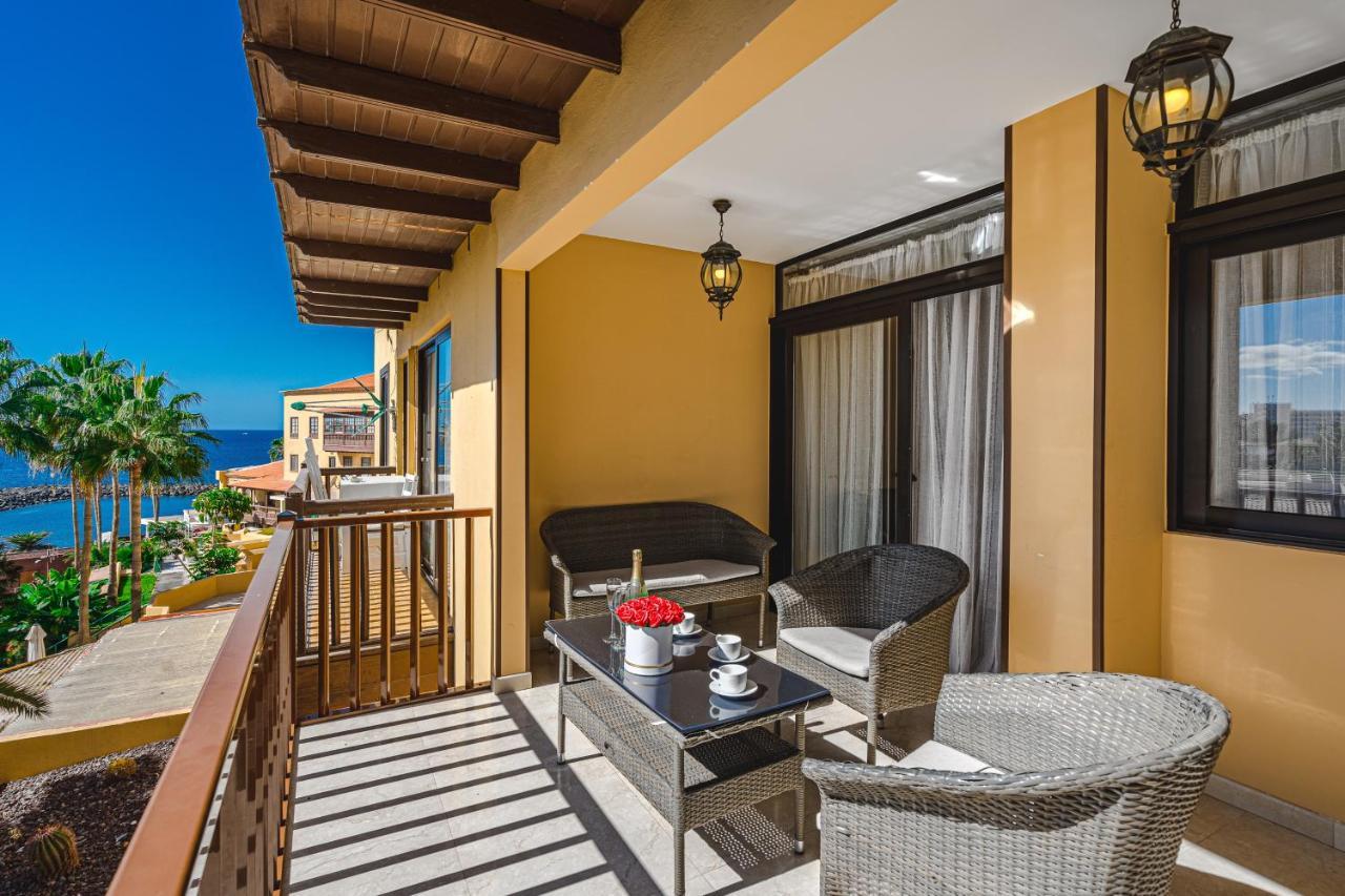 Amazing 3 Bedroom Apartment On The First Line Of The Best Las Americas Beach, Air Conditioner And Terrace Ocean View Playa de las Américas Kültér fotó